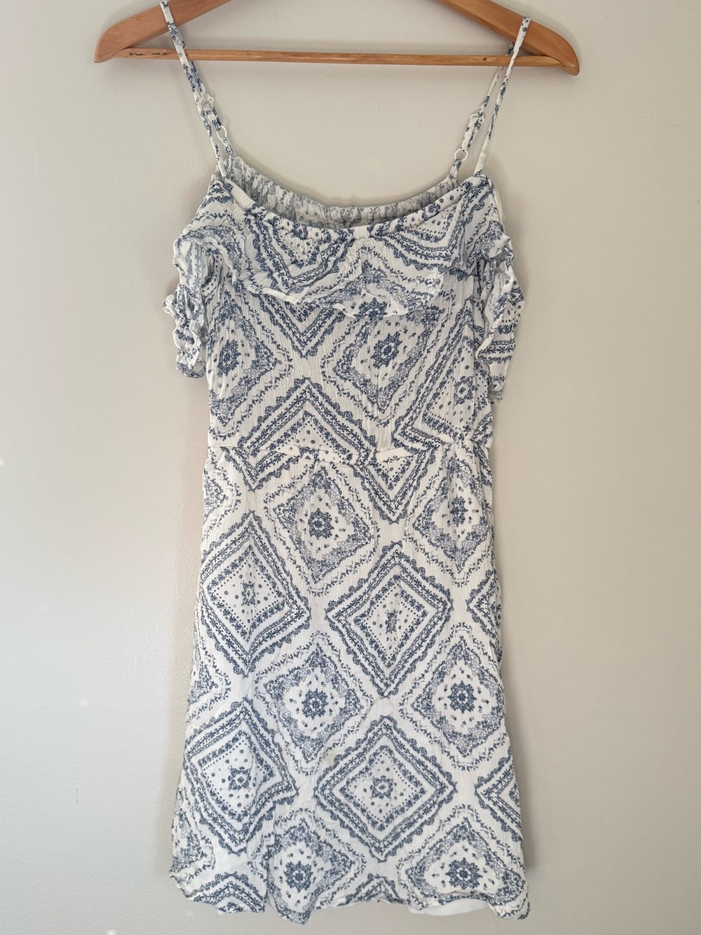 Confess Collection White & Blue Ruffle Off The Shoulder Sundress - Picture 2 of 8